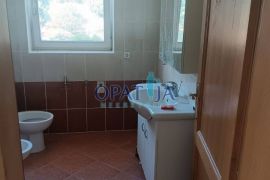 Opatija-Ičići, prekrasan 3 sobni stan za radnike 200 €, Opatija - Okolica, Kвартира