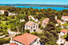 Nerezine, otok Lošinj - kamena kuća s pogledom na more, Mali Lošinj, Haus