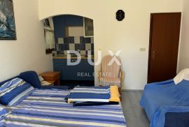 ZADAR, SILBA Dvije kuće s apartmanima - 200 m OD PLAŽE!!, Zadar - Okolica, Ev