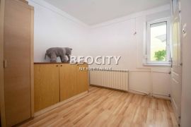 Zemun, Gornji grad, Banijska, 2.0, 77m2, Zemun, Apartamento