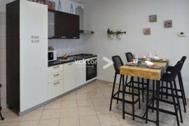 Centar, uređen 2-soban stan s pogledom na Korzo, najam, Rijeka, Appartment