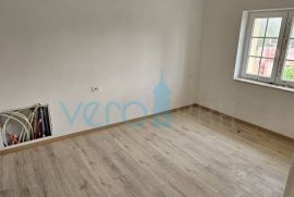 Vrbnik, Risika, Dvojna kuća 100m2, novogradnja, prodaja, Vrbnik, Famiglia