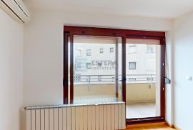 Stan prodaja Horvaćanska 3S, 69 m2 + 19 m2 garaža, Zagreb, Apartamento