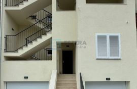 Stan PRODAJA Zadar, Novi Bokanjac, 152 m2, 3s, garaža, priz., višeetažni, Zadar, Flat