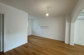 Stan PRODAJA Zadar, Novi Bokanjac, 152 m2, 3s, garaža, priz., višeetažni, Zadar, Appartement