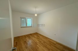 Stan PRODAJA Zadar, Novi Bokanjac, 152 m2, 3s, garaža, priz., višeetažni, Zadar, Flat