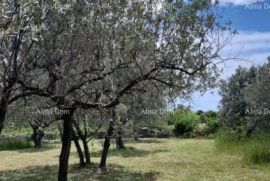 Građevinsko zemljište Prodaje se građevinsko zemljište, 647 m2, u Galižani, Vodnjan, Terrain