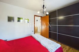 Kraljevica - dvoetažni stan s panoramskim pogledom, Kraljevica, Apartamento