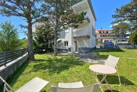 Crikvenica - Prizemni stan s vrtom i pogledom na more, Crikvenica, Apartamento