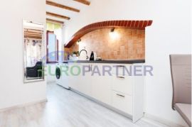 Istra, Rovinj, uređen stan u staroj jezgri grada, Rovinj, Appartement