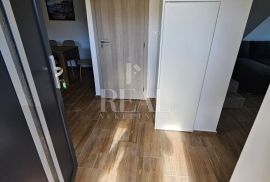 Dvoetažni atraktivni stan s pogledom na Puntarsku dragu, 104m2, 2S+DB, Krk, Flat