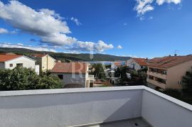 Dvoetažni atraktivni stan s pogledom na Puntarsku dragu, 104m2, 2S+DB, Krk, Wohnung