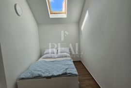 Dvoetažni atraktivni stan s pogledom na Puntarsku dragu, 104m2, 2S+DB, Krk, Appartment