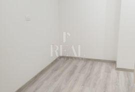 Prodaja adaptiranog stana na Sušaku 3SKL 83.70  M2, Rijeka, Apartamento