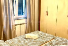 OPATIJA STROGI CENTAR-STAN S PARKINGOM, Opatija, Apartamento