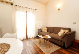 Poreč, okolica, svijetao stan 500m od mora, Poreč, Appartement