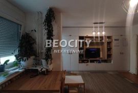 Novi Sad, Grbavica, Bulevar Cara Lazara, 2.0, 60m2, Novi Sad - grad, Apartamento