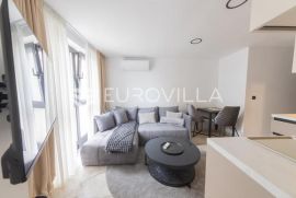 Osijek, Novi grad, 4 opremljene nove smještajne jedinice s terasom 35 m2, Osijek, Διαμέρισμα