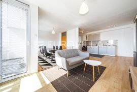 Zagreb, Stenjevec, funkcionalan četverosoban stan NKP 75 m2, Zagreb, Appartment