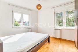 Zagreb, Trokut, trosoban stan površine NKP 62,86 m2, Zagreb, Wohnung