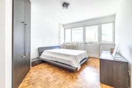 Zagreb, Srednjaci, jako lijep dvosoban stan na 2. katu kvalitetne starogradnje, Zagreb, Appartment