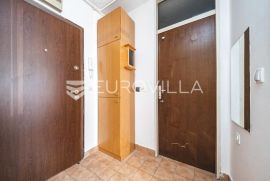 Zagreb, Malešnica uređen jednosoban stan NKP 39m2, Zagreb, Wohnung