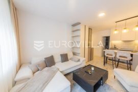 Osijek, Novi grad, potpuno opremljen apartman, Osijek, Apartamento