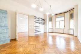 Zagreb, Centar funkcionalan poslovni prostor u Amruševoj ulici 130 m², Zagreb, Poslovni prostor