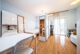 Zagreb, Trnje jednosoban stan NKP 28,71 m2 top lokacija, Zagreb, Daire