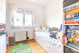 Trnje, Zaharova ulica, prekrasan četverosoban stan + parking, Zagreb, Appartement