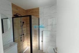 Crikvenica novogradnja s dva parkirna mjesta, Crikvenica, Appartment