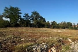 LABIN, GRAĐEVINSKA PARCELA BLIZU CENTRA, Labin, Terrain