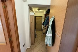 Stan sa podzemnom garažom, Pula, Istra, Pula, Apartamento