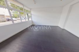 Poslovni prostor za najam 77m2, Dobrinja, Sarajevo Novi Grad, Propiedad comercial