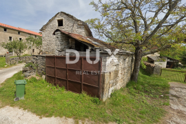 ISTRA,OPRTALJ - Starina s pogledom na prirodu, Oprtalj, Maison