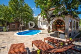 OTOK KRK, KORNIĆ- villa, 250 m2, BAZEN, OKUĆNICA!!!, Krk, Σπίτι