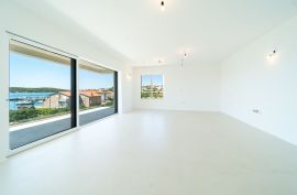 Luksuzni penthouse s privatnom prostranom krovnom terasom i prekrasnim pogledom na more, Barbat., Rab, Διαμέρισμα