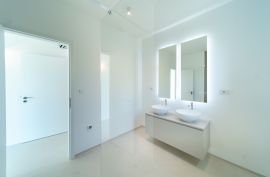 Luksuzni penthouse s privatnom prostranom krovnom terasom i prekrasnim pogledom na more, Barbat., Rab, Διαμέρισμα