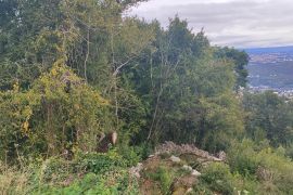 Zemljište s panoramskim pogledom Bregi, Matulji, Земля