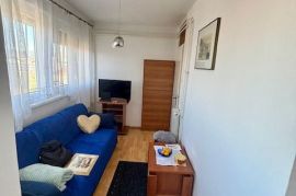 STAN SA  VELIKOM SOBOM U BLIZINI TREŠNJEVAČKOG PLACA, Trešnjevka - Sjever, Flat