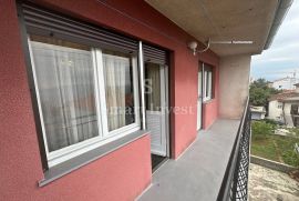 MARČELJEVA DRAGA, etaža kuće od 80,24 m2 s pogledom na more, Rijeka, Wohnung