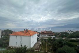 MARČELJEVA DRAGA, etaža kuće od 80,24 m2 s pogledom na more, Rijeka, Flat