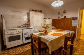 SUPER PRILIKA U CENTRU GRADA, Rijeka, Appartement