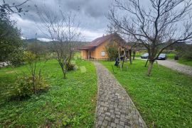 Fantastična kuća sa pomoćnim objektima nadomak Krapinskih Toplica!, Krapinske Toplice, Maison