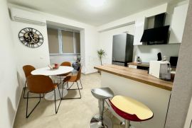 VEŽICA - DUGOROČNI NAJAM NOVO UREĐENOG STANA, Rijeka, Apartamento