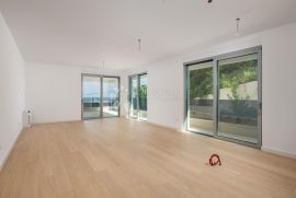 OPATIJA, LUKSUZNI STAN, 2S+DB, BALKON, LIFT, BAZEN, Opatija, Daire