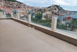 Luksuzan stan na top lokaciji - S9, Šibenik, Wohnung