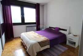 Velika Gorica, Kromosovo naselje, stan 64m2, Velika Gorica, Wohnung