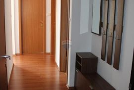 OTOK KRK-PINEZIĆI apartman sa pogledom na more i garažom, Krk, Appartment