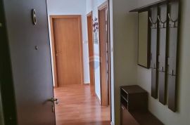 OTOK KRK-PINEZIĆI apartman sa pogledom na more i garažom, Krk, Appartment